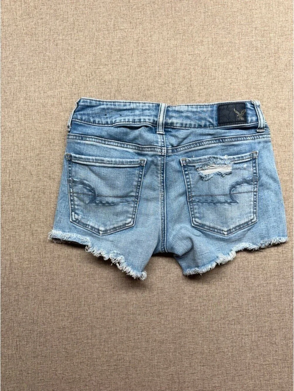 American Eagle Outfitters get set
